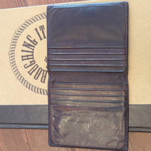 Hugo boss wallet - Picture 2 of 5